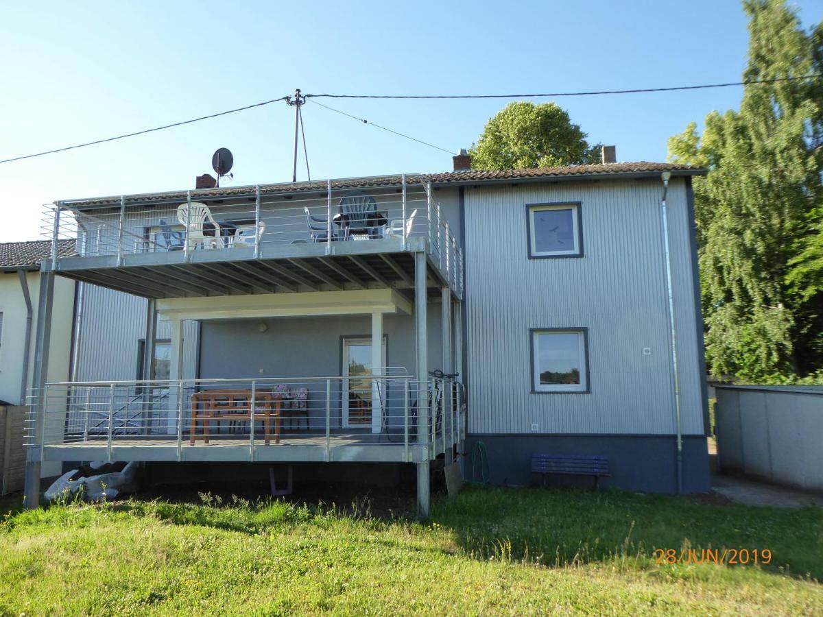 "Baerenhaus" Ferienwohnung Puttlingen Luaran gambar